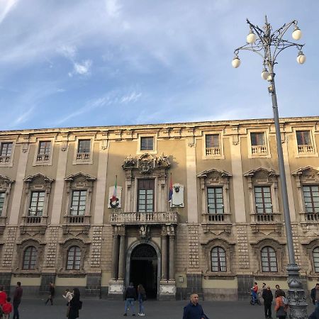 Sicily Wonderful Piazza Universita' Villa Catania Exterior foto